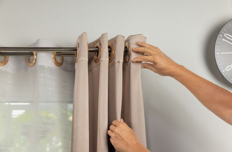 Curtain Hanging Service Costs — Cost of Curtain Hanging Service
